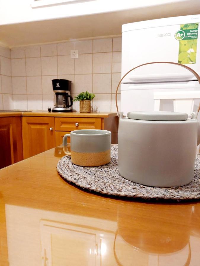 Lovely Equipped Apartment In Kallithea أثينا المظهر الخارجي الصورة