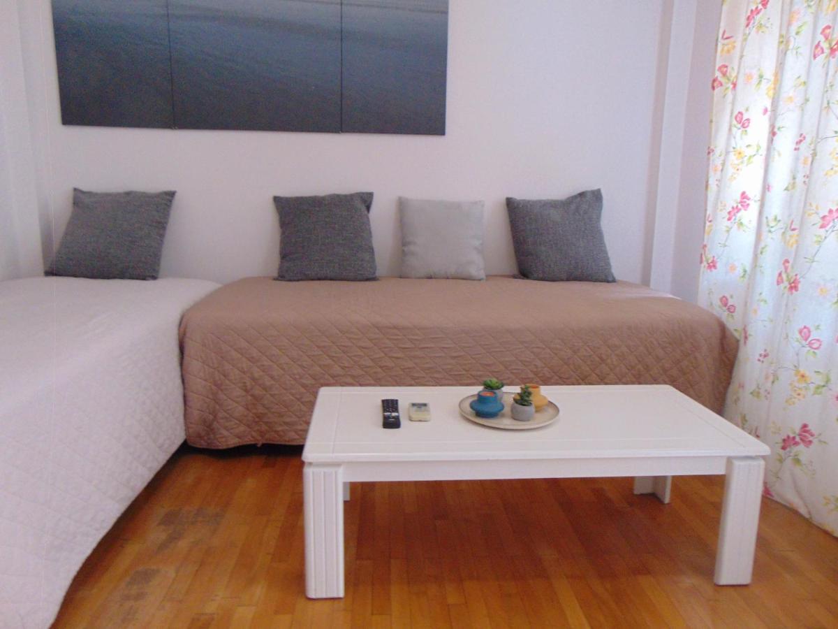 Lovely Equipped Apartment In Kallithea أثينا المظهر الخارجي الصورة